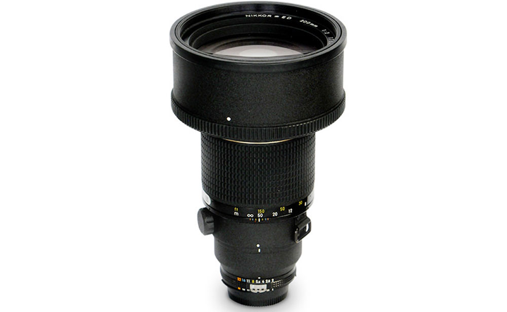 Ai Nikkor ED 200mm F2S (IF)