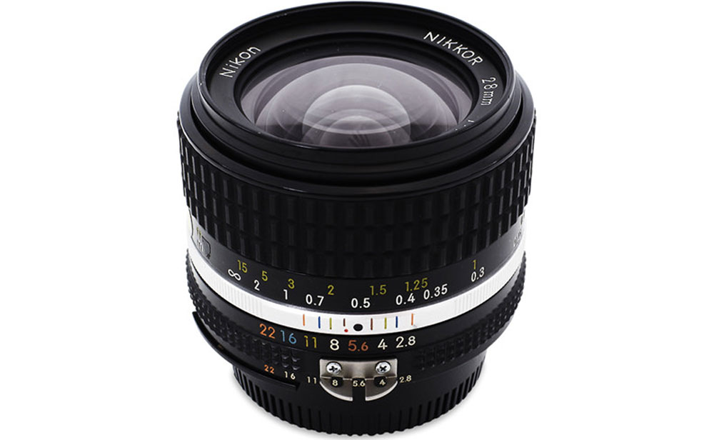 AI Nikkor 28mm f/2.8S
